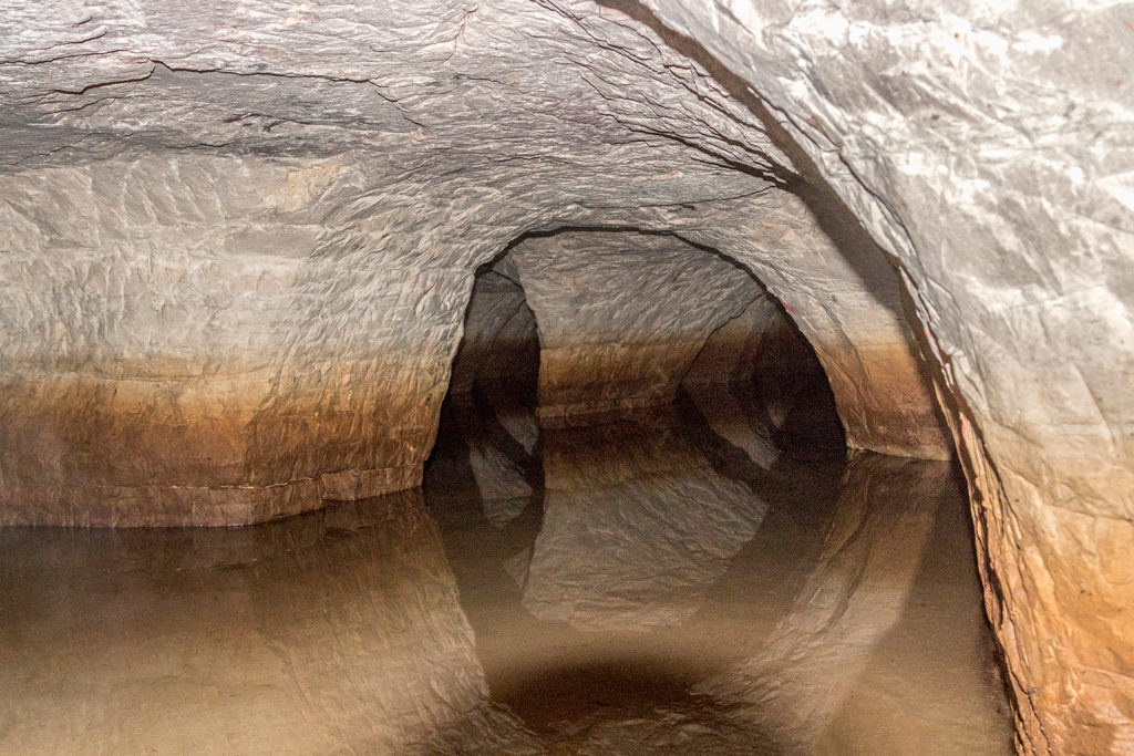 Путешествие к Танечкийно пещере